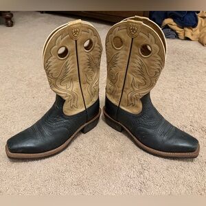 Ariat Men's Black and Brown Western Boots